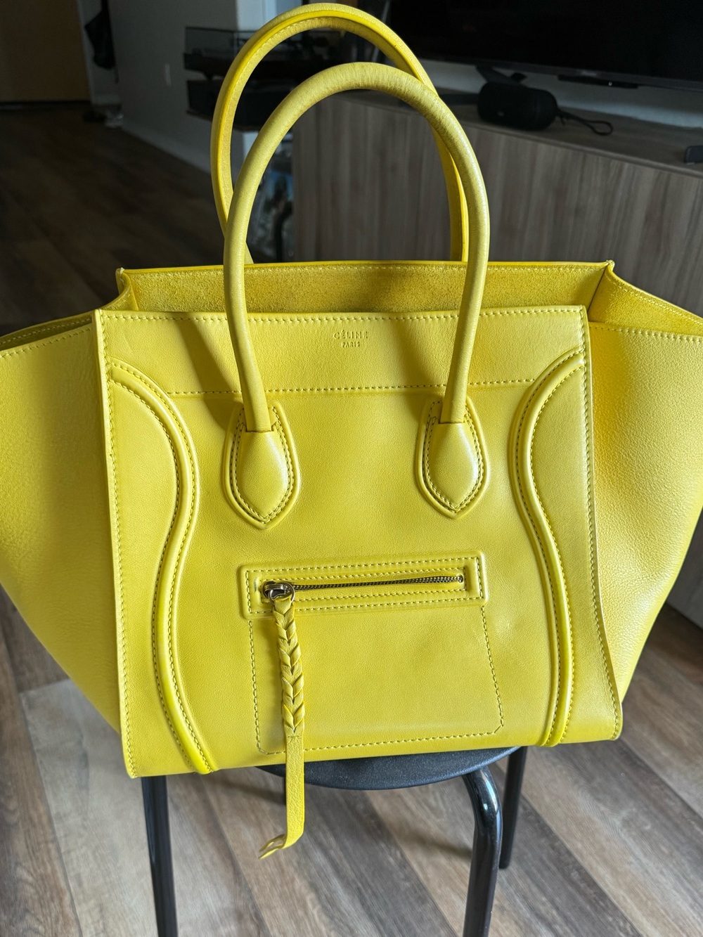 Celine Luggage Phantom Tote (medium) - Vibrant Yellow